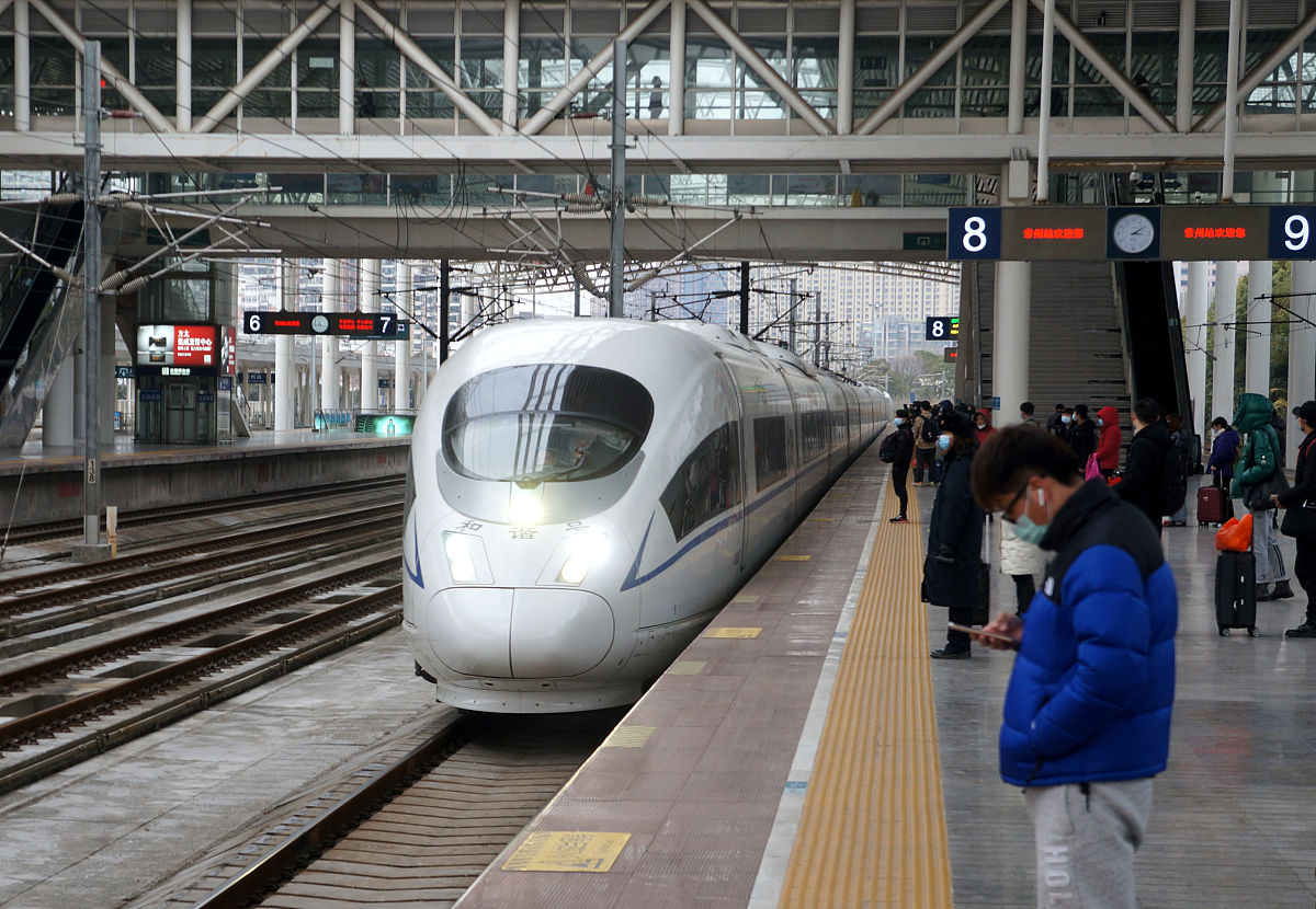 描述CRH380BL型动车组空调系统