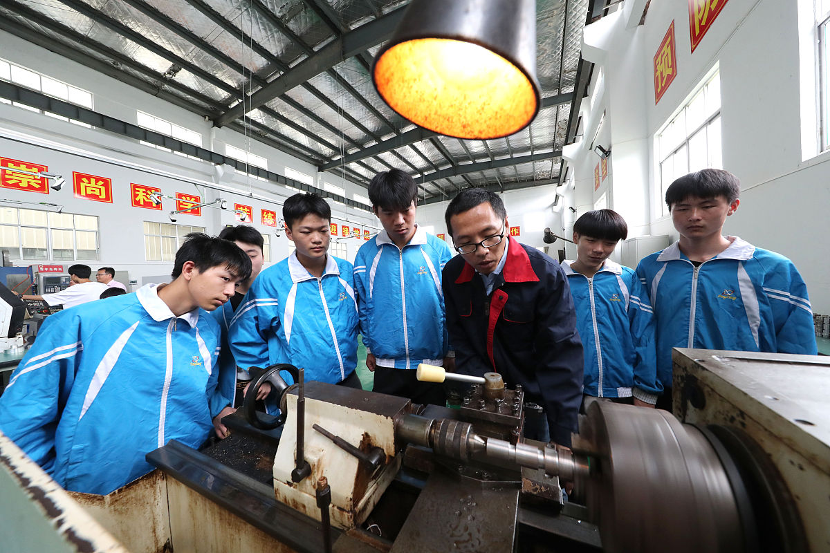 湖南汽车技师学院汽修专业就业前景怎么样? 湖南汽车技师学院汽修专业就业前景怎么样?