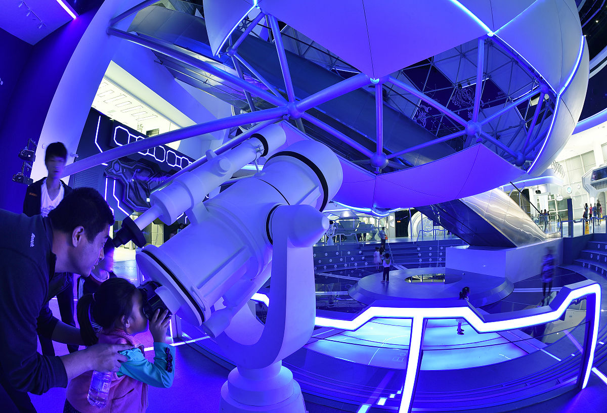 Roadside Astronomy Night: Winner of the Excellent Award for Outstanding Club Activities