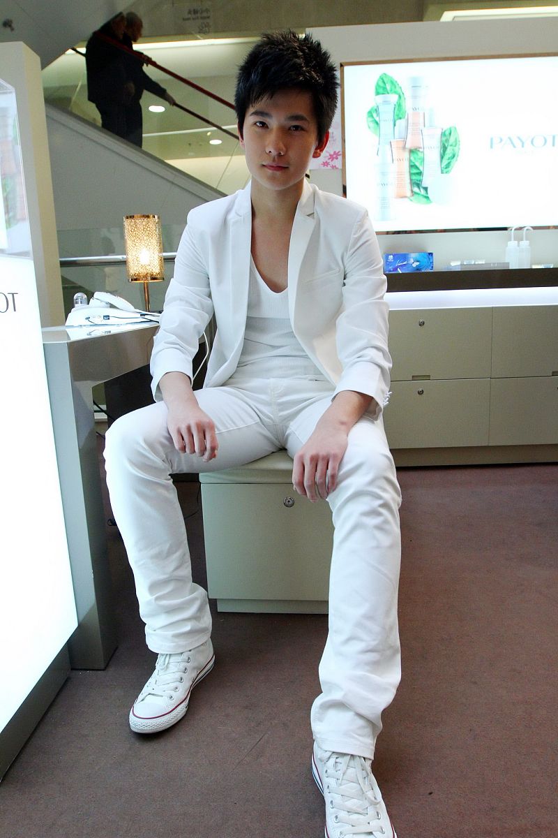 昆明杨洋造型化妆摄影学校:开启你的美妆之路 昆明杨洋造型化妆摄影学校:开启你的美妆之路