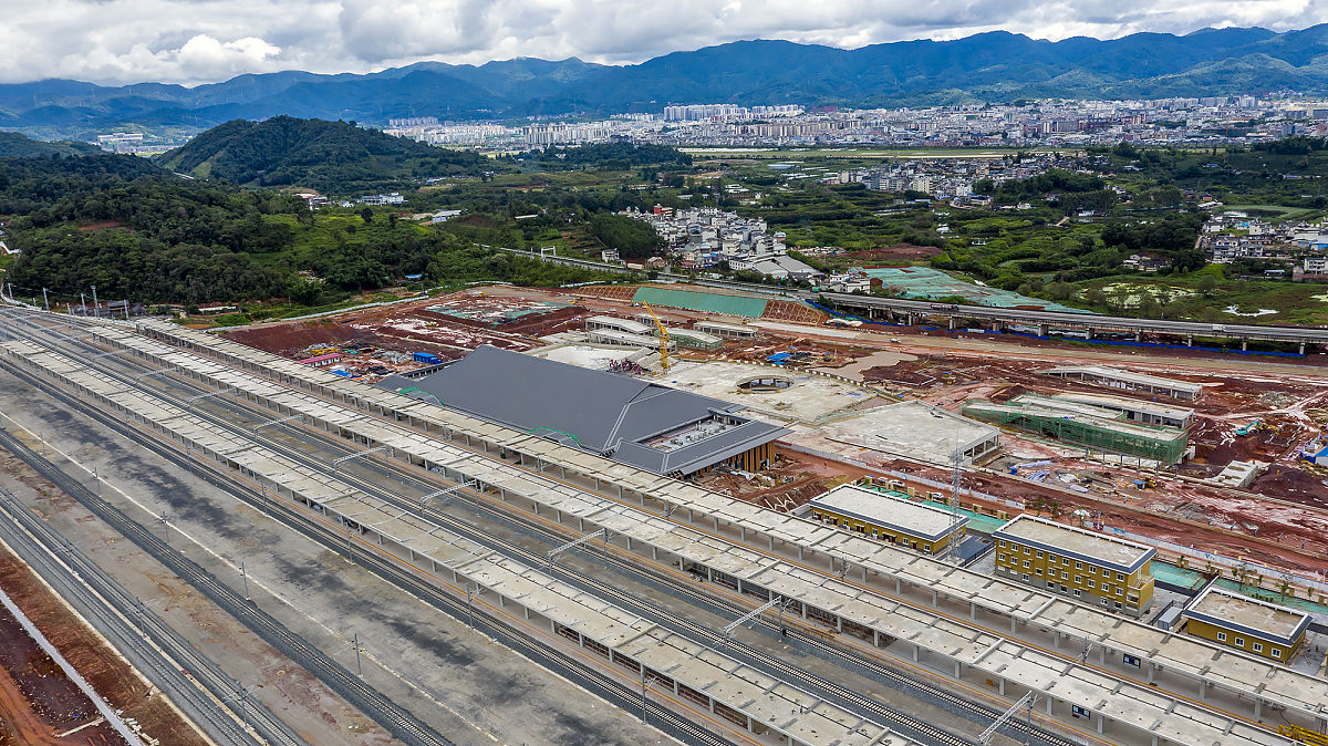 云南兰坪县最好的轻轨学校-好不好