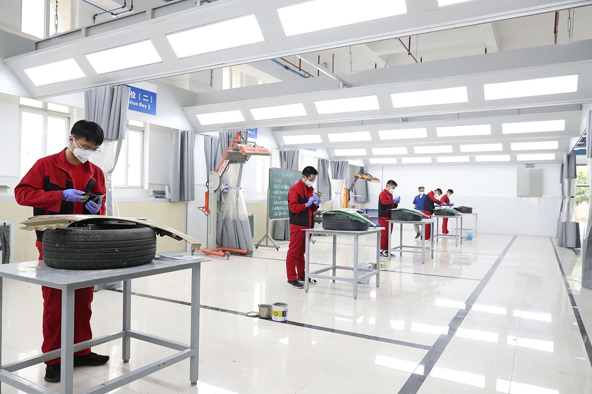 重庆经贸职业学院五年制大专学校专业