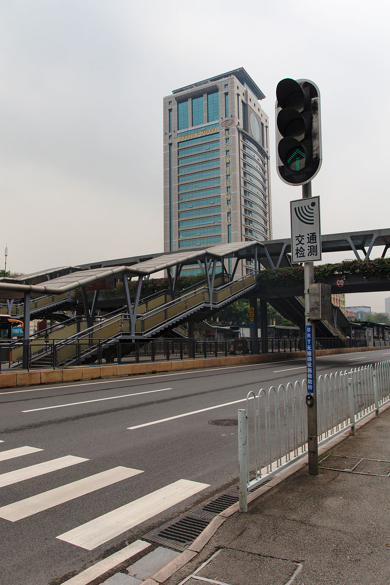 坐公交广州一日游想看看广州的历史和文化请帮我规划一下路线和时间。