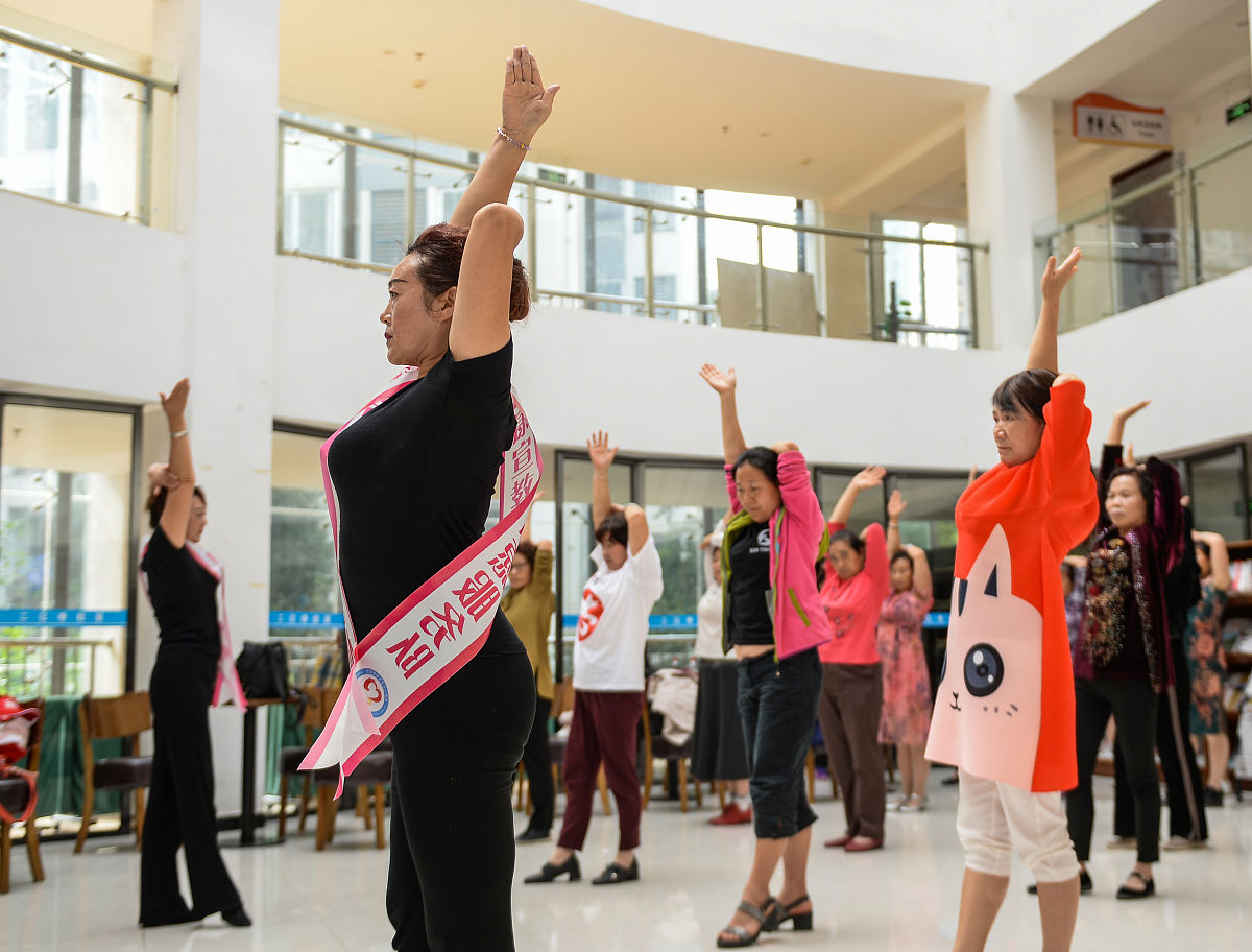 四川省成都市礼仪职业中学老年人服务与管理专业好不好发展前景怎样