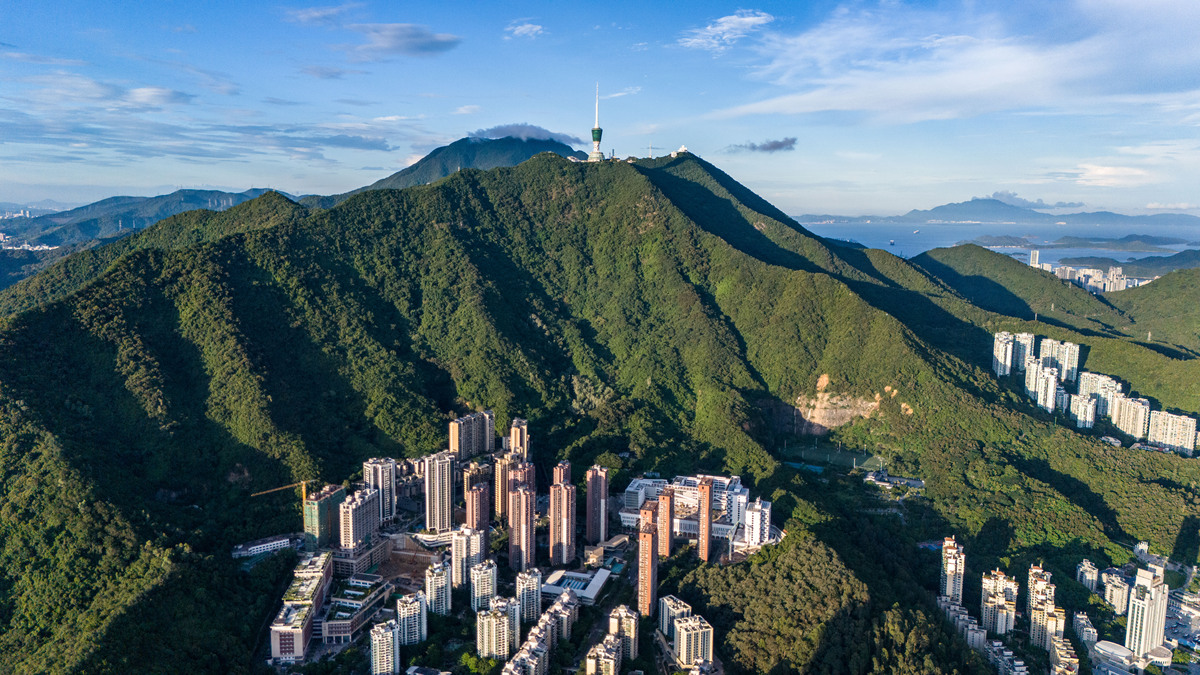 深圳梧桐山夜爬指南：时间、注意事项和装备清单