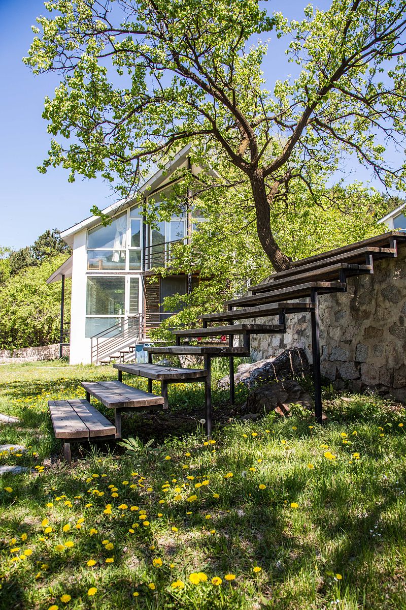 《一个人的村庄》：静谧自然之美，感受乡村的安宁与和谐