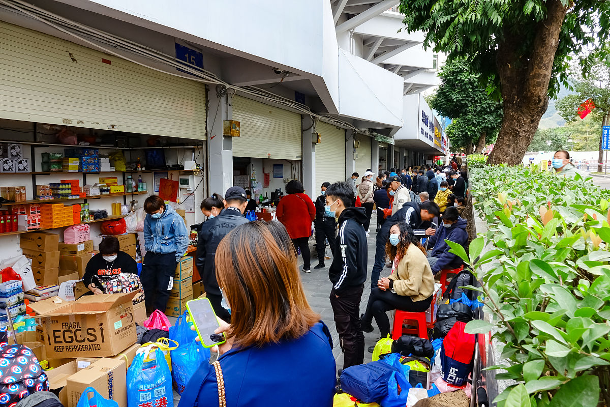 2021年01月09日,深圳,中英街购物,港货代购.