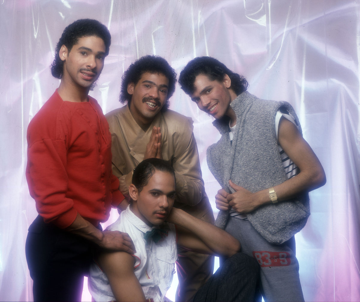 apakah satan vs adam