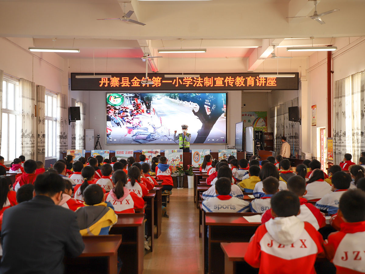 夹江县云吟职业中学校数字媒体技术应用专业：课程内容、就业前景