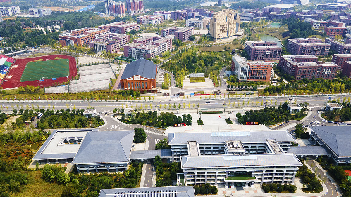 贵阳无人机应用专业学校：高校、培训机构与产业发展