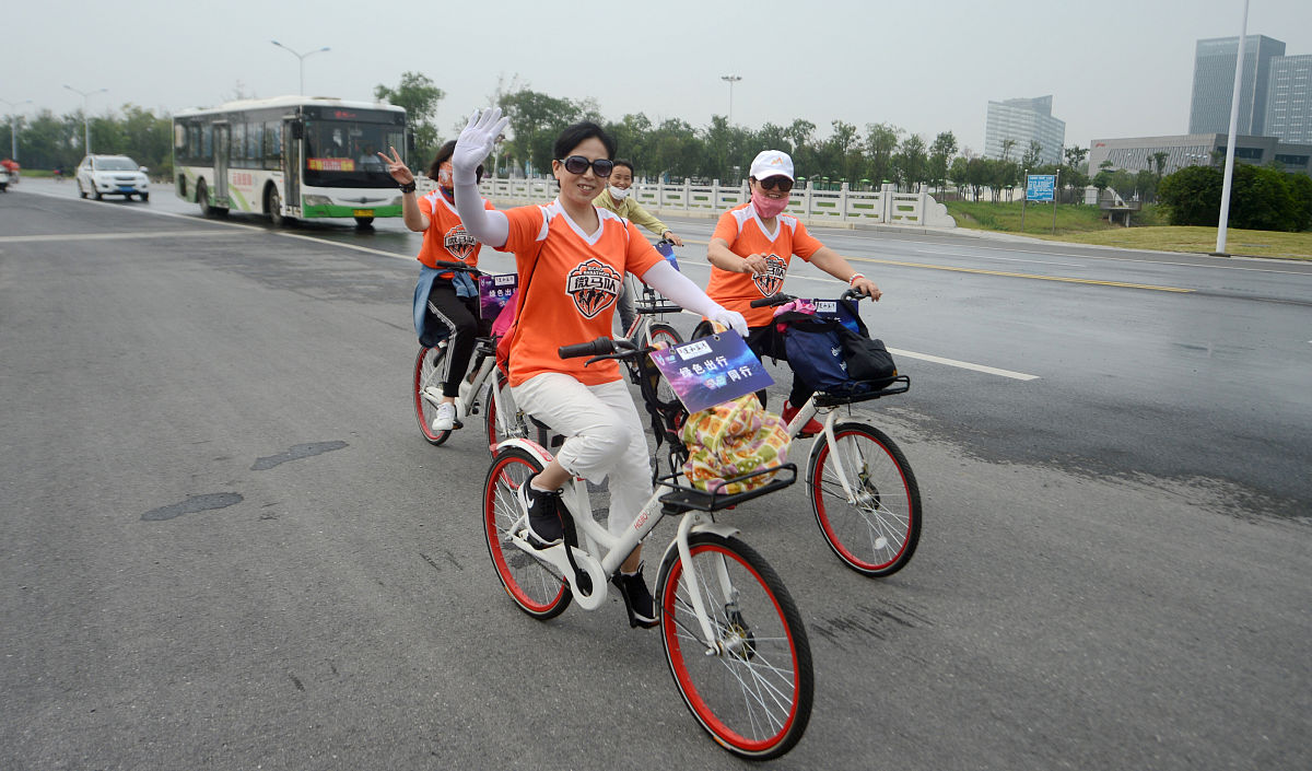 亚运会点燃骑行热情 万元自行车成“热宠”  车企订单排到明年