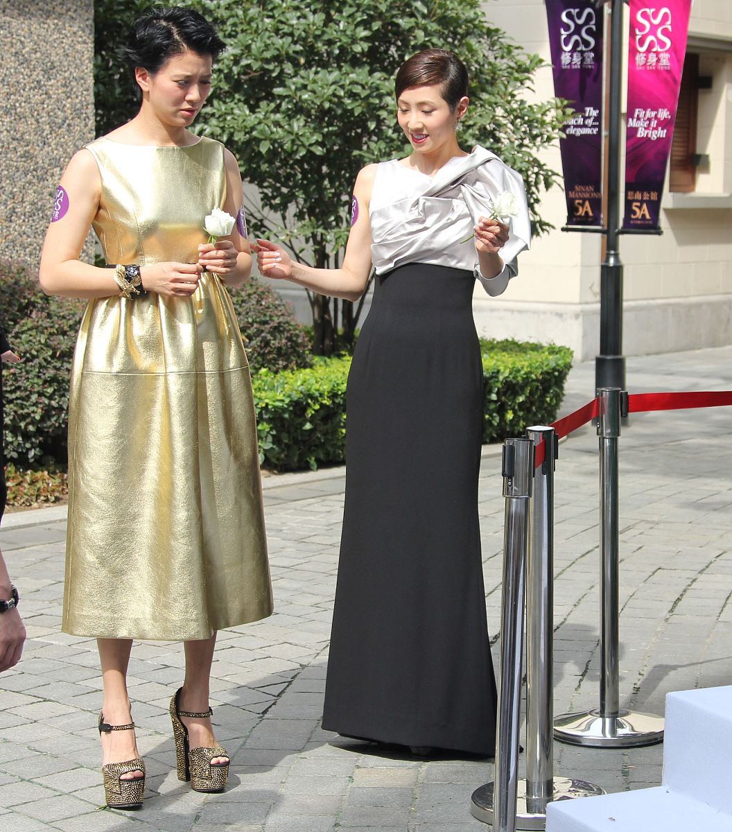 2013年09月12日,上海,明星代言修身品牌.2013年09月13日,上海,
