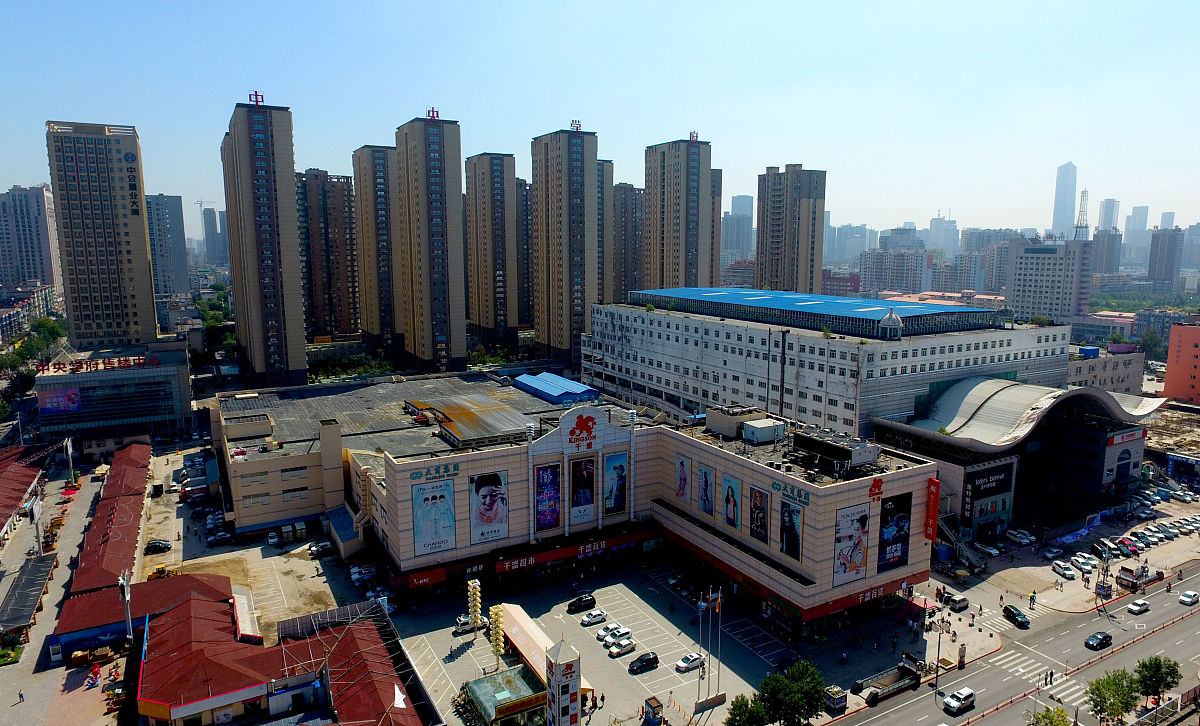 全业态商铺的优势：多元化、丰富选择、综合服务、合作共赢