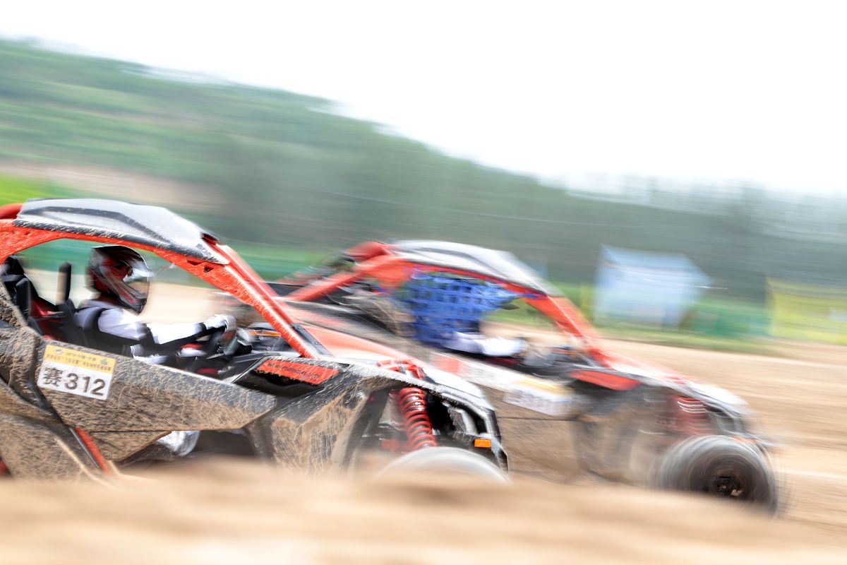 帮忙想二十个短句前一句是：自在905接六个字后一句车友会相关