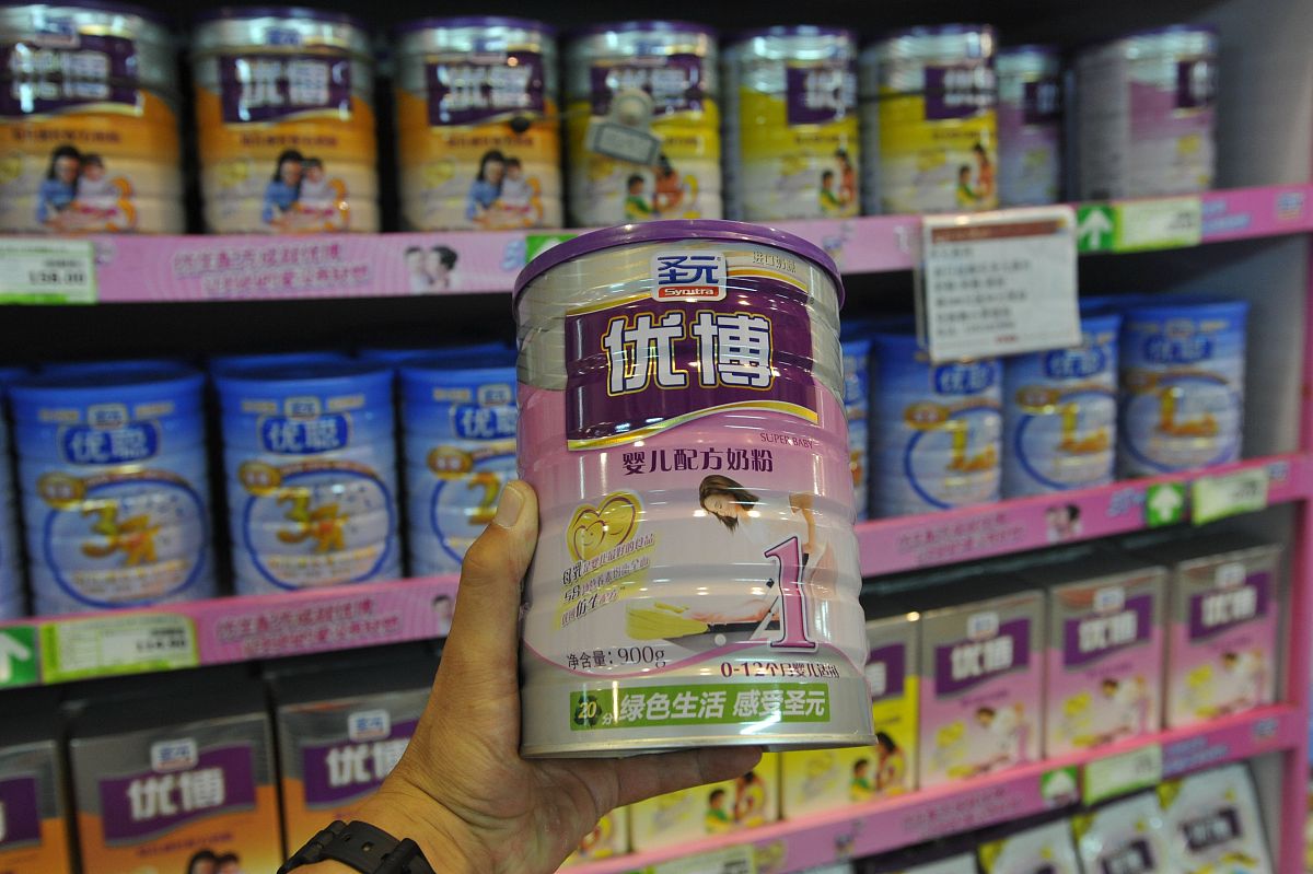 请从蛋白质粉的口感、功效、成分、含量、使用场景5个维度三三组合写10条文案