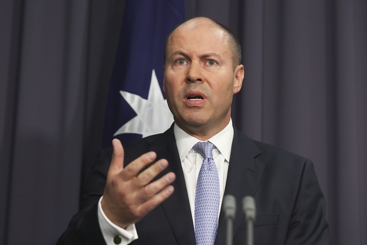 思君诗歌翻译及情感分析：原文、修改建议和修改后的内容