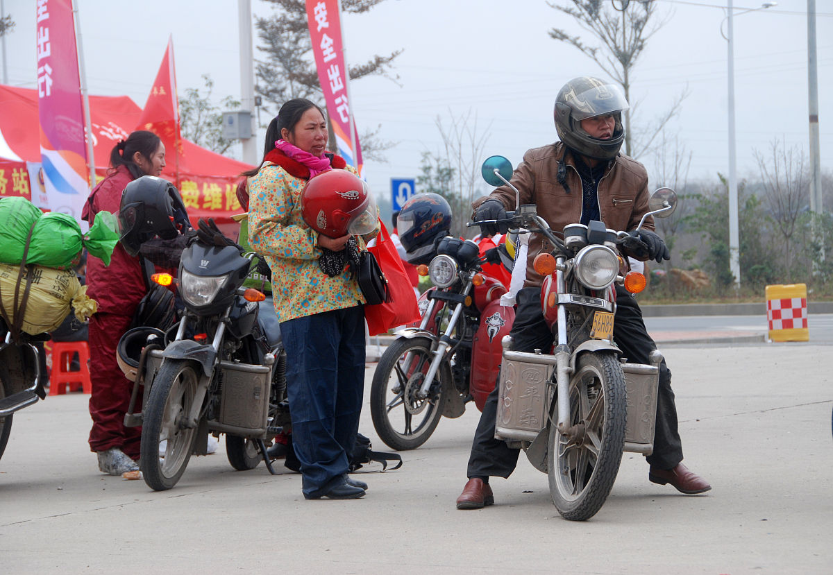 龙泉中等职业学校地址及乘车路线-好不好