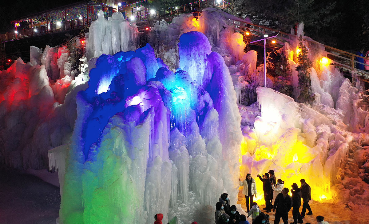 临夏媒体曝光求助热线是多少？ 要求：创建1500字的文章不能出现电话