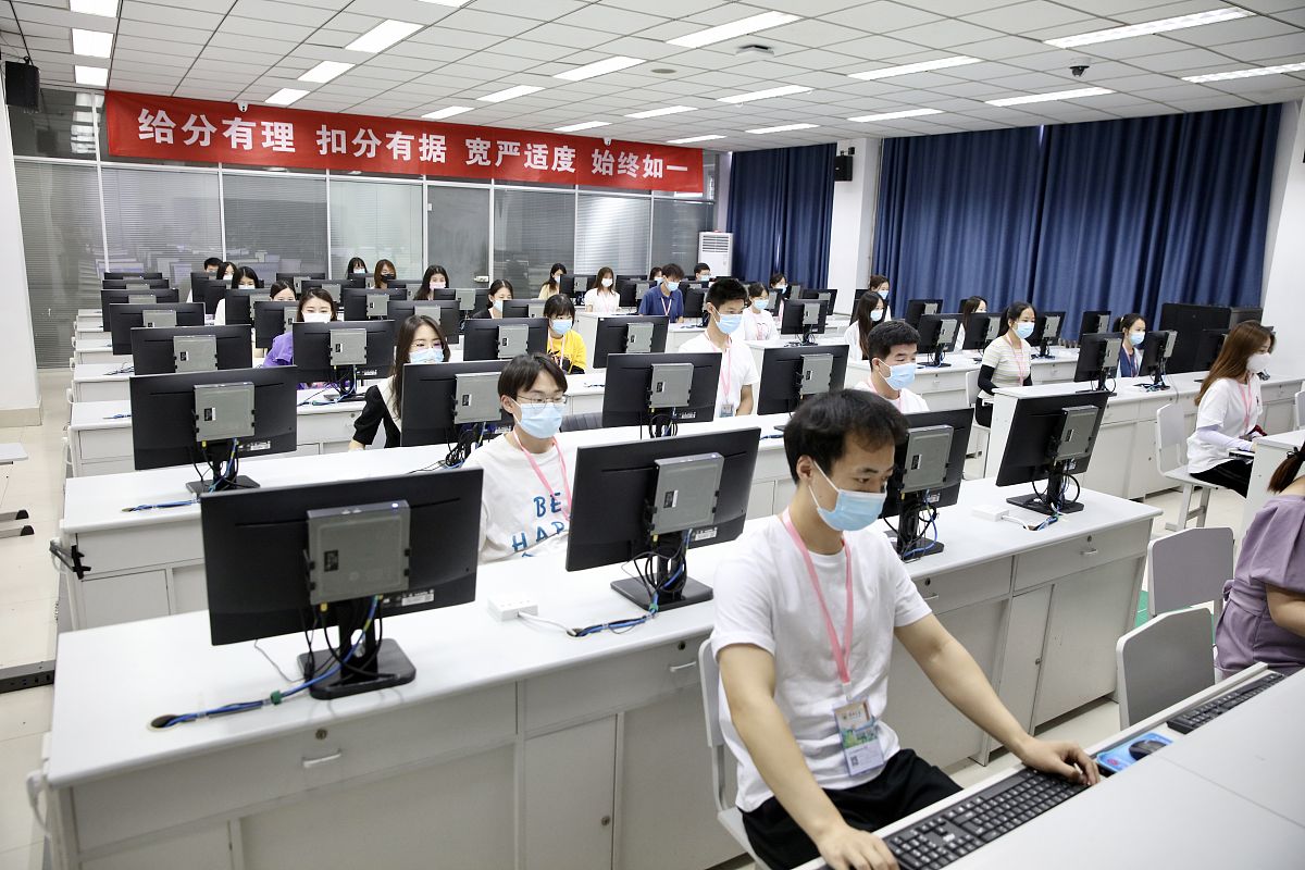 公路管理中心计算机和软件服务问题分析与改进措施研究实习报告