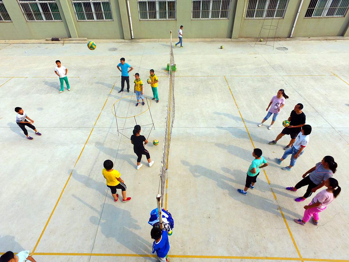 小学生颠气排球学习目标：掌握技巧、提升能力