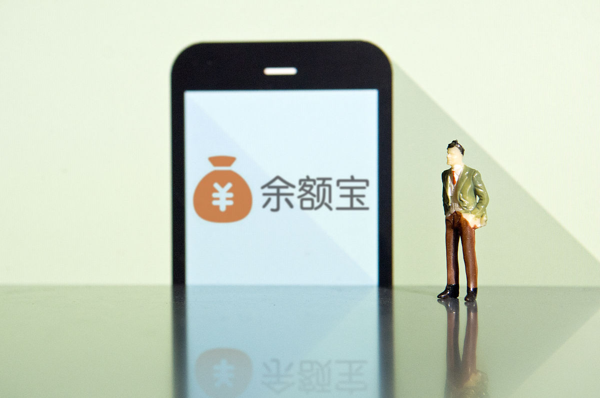 根据文案写20个关键词宝赚APP、宝赚转发是真的吗宝赚APP是闪赚旗下在2023年8月22日全新上线的转发文章赚钱平台！新人下载安装闪赚即可获得092元现金红包软件上更新了超多种类的新闻和视频包括新闻、娱乐、美食、科技、健康、养生等用户可以选择您喜欢的内容分享到微信群或朋友圈好友点击浏览就能获得奖励！