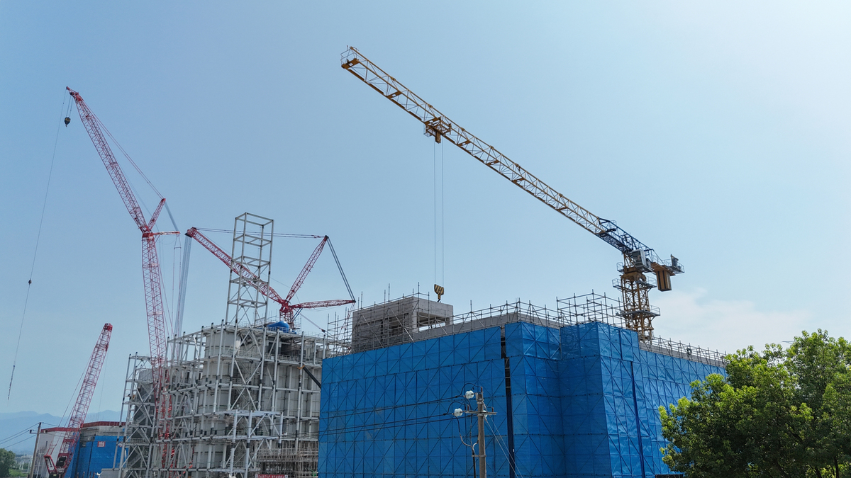 写一个塔吊旁站安装旁站记录 4000字