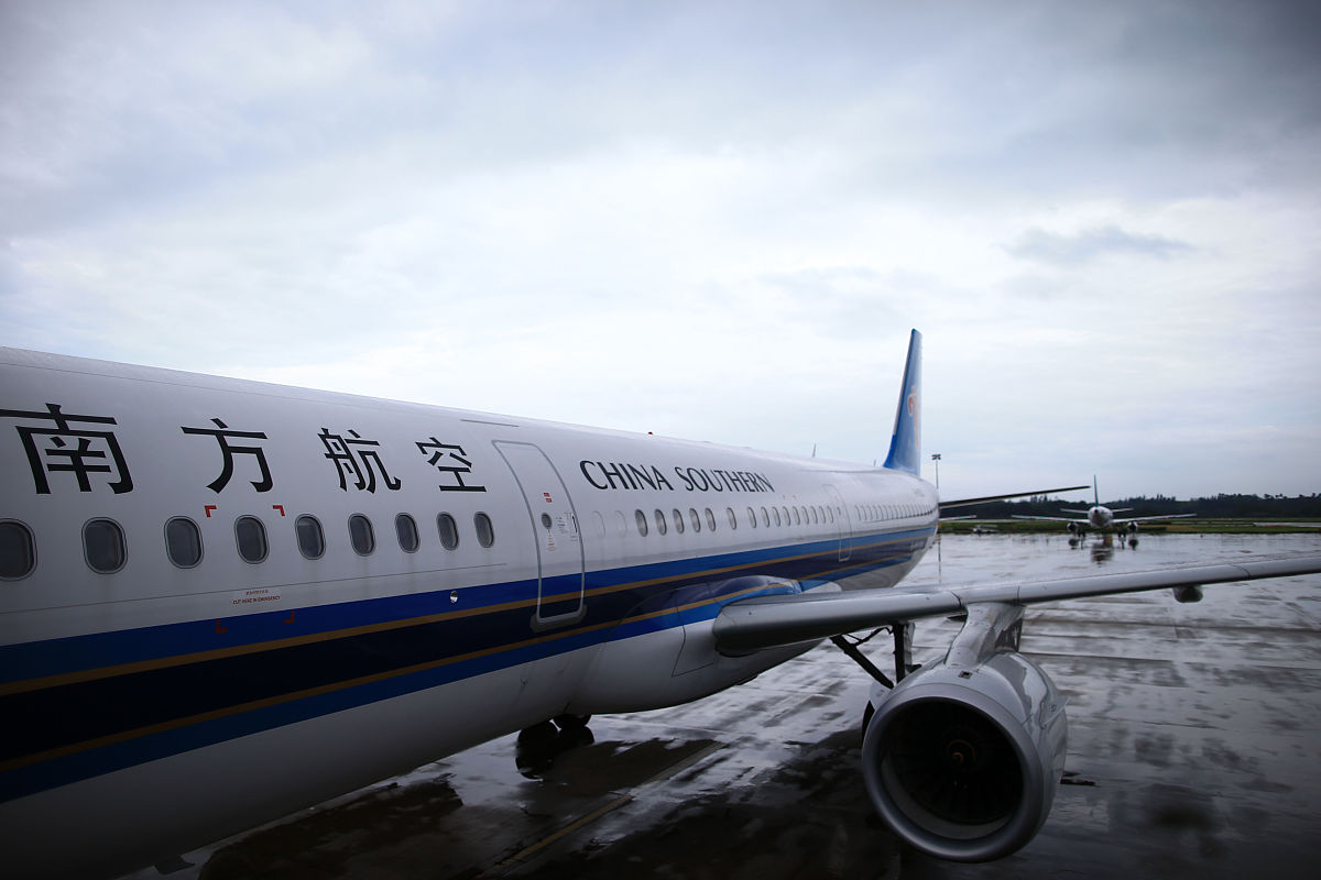 云南航空学校昆明华西航空学校包就业吗昆明空乘学校招生咨询