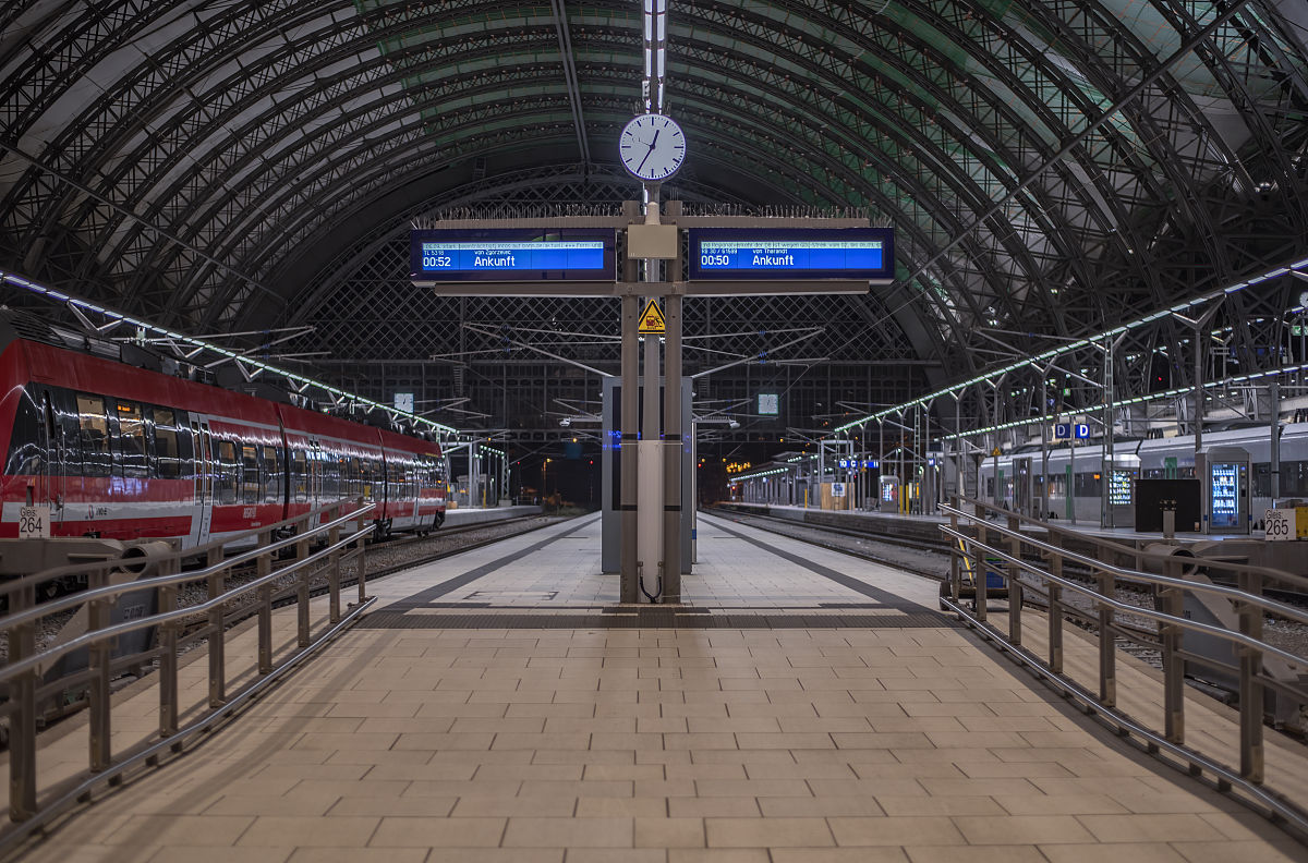 六盘水读铁路学校哪个专业好？2020年热门铁路专业推荐