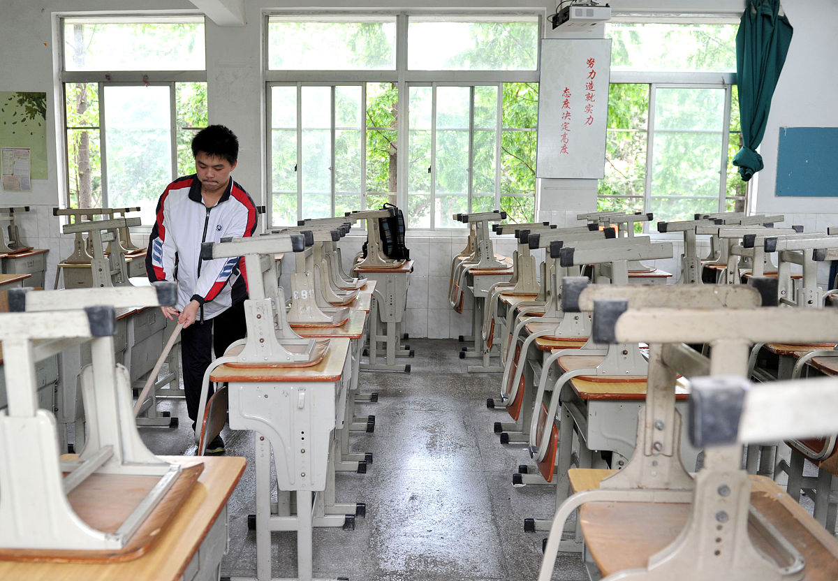 金堂县技工学校教学质量与设施评测 - 培养技术人才的摇篮