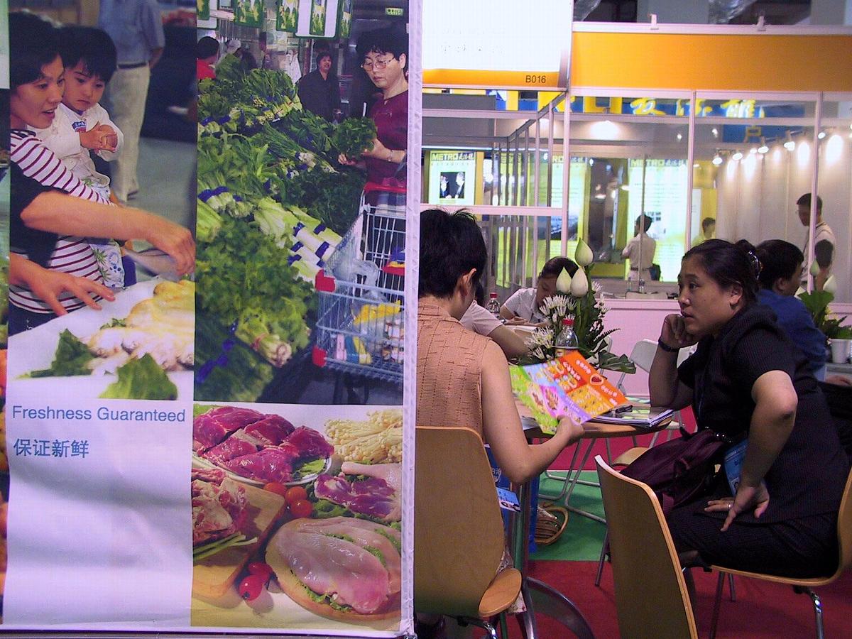 打造人气爆棚的跳蚤市场：完整策划方案指南