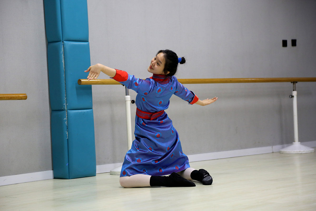 初中成绩不理想，还能考上贵阳艺术学校吗？