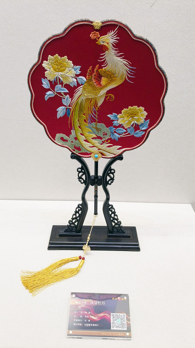 2026年2月1日,山东聊城,观众在中国运河文化博物馆展