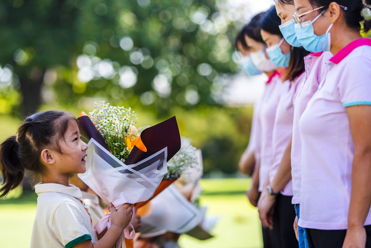 幼儿园学期末感谢老师的话语，简短真挚！