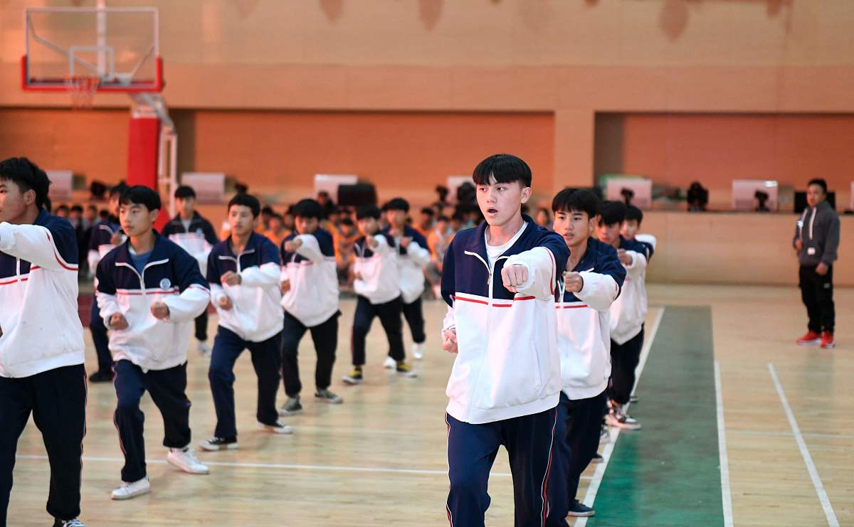 东营市河口区职业中等专业学校招生条件及分数 - 培养技能型人才