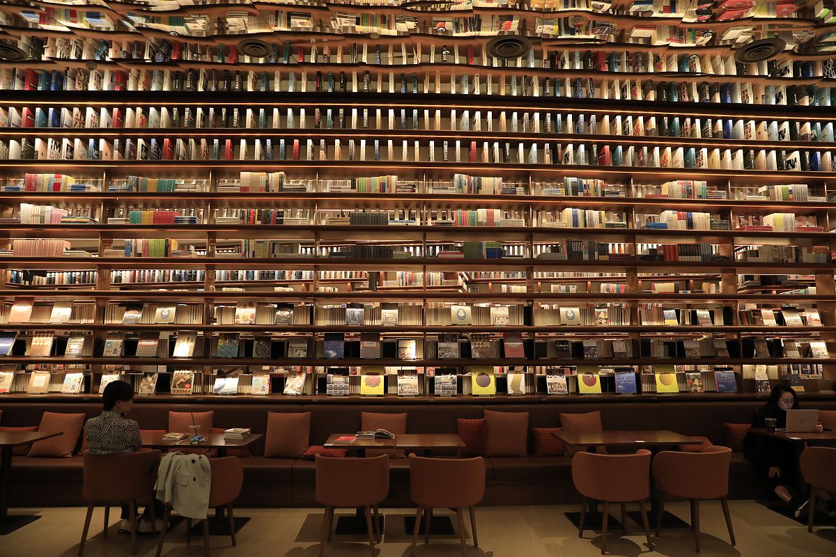 西安高新科技职业学院资产管理专业招生人数分析