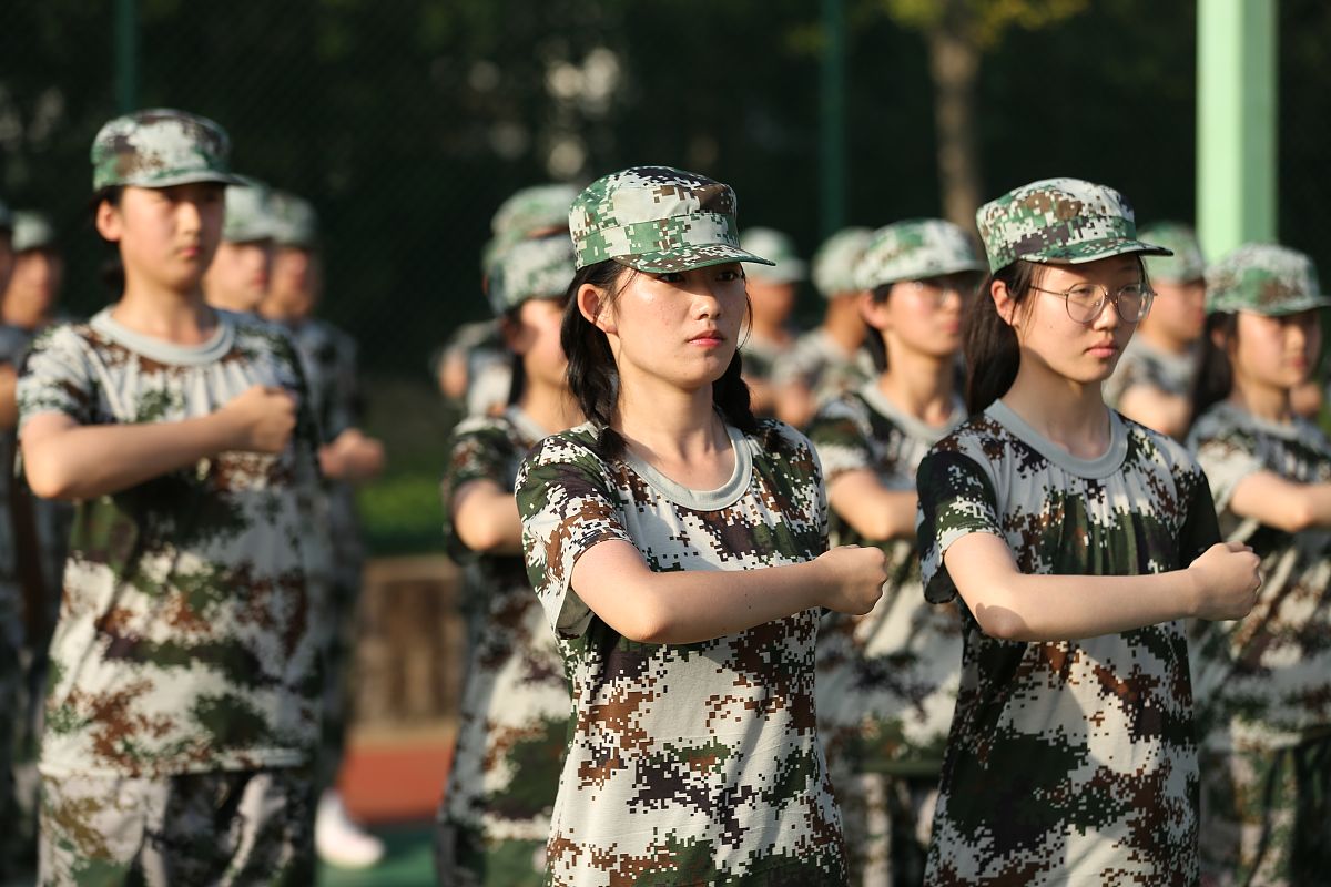 2022级桂林电子科技大学大二400字军训感悟