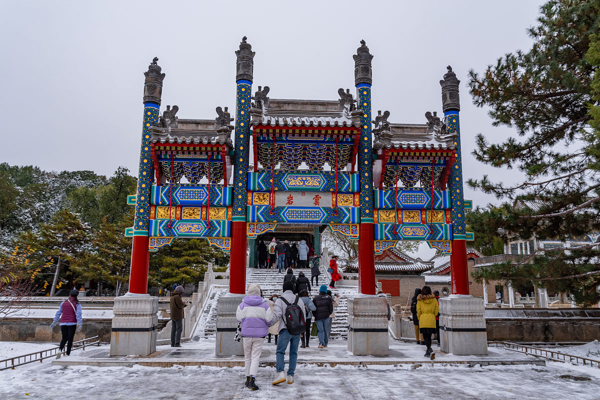 2021年11月7日,北京,颐和园雪景.