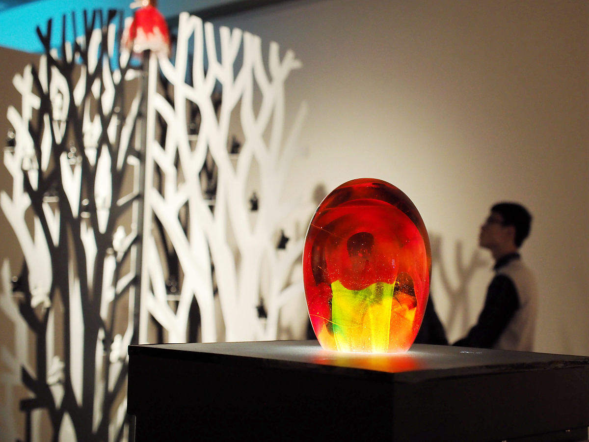 请参考以下内容重新生成一篇不少于800汉字的原创文章。主题是：《中国面积最小的五个省较小的10个省级行政区》语言要幽默口语化。中国面积最小的五个省：澳门特别行政区329km²、香港特别行政区1110km²、上海市63405km²、天津市1196645km²、北京市1641054km²、海南省35191km²、台湾省36万km²、宁夏回族自治区664万km²、重庆市824万km²、浙江省105703