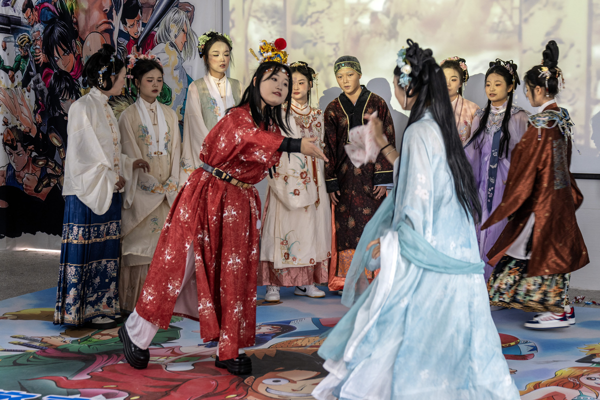 贾雨村学生名单：红楼梦中有哪些人物是他的弟子？