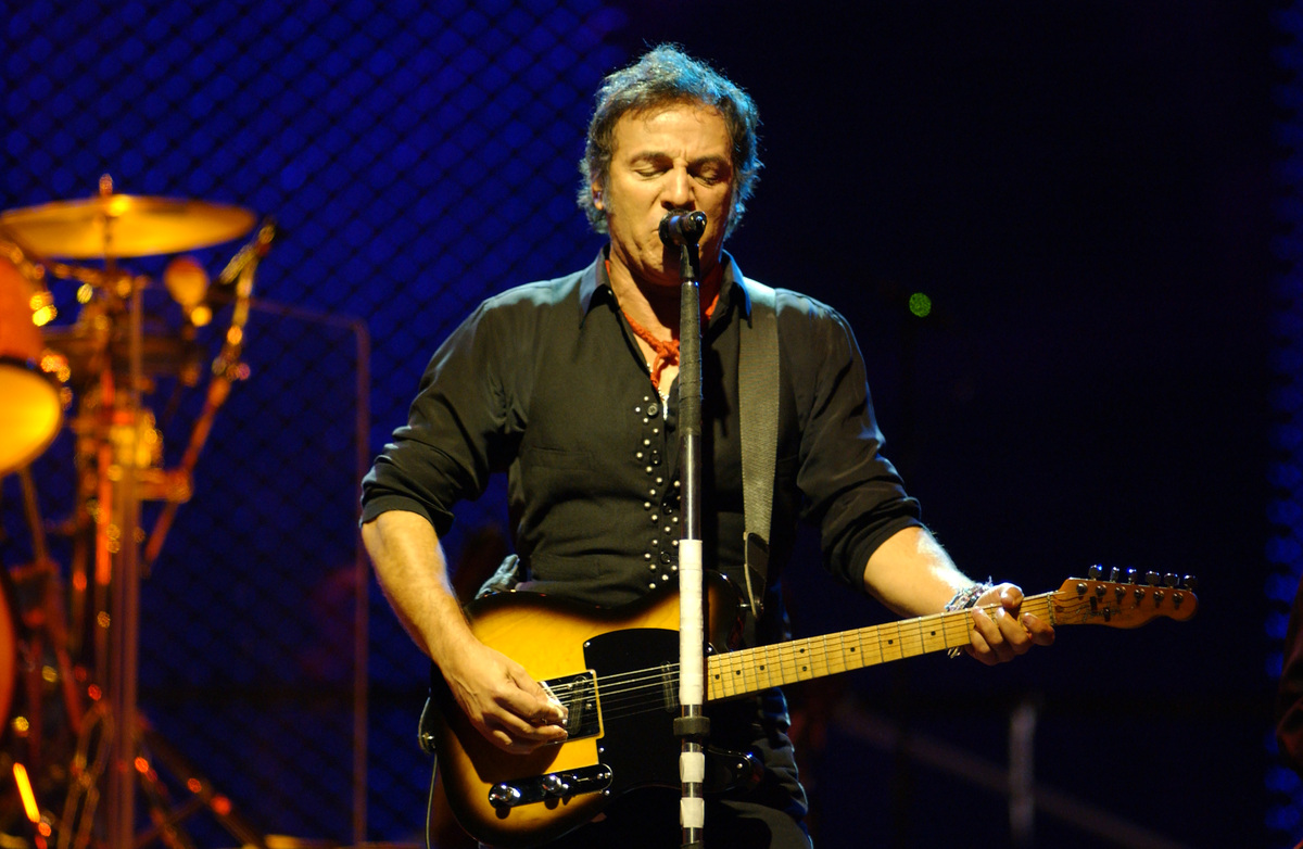 7080年代最火歌曲排行榜：带你重温经典旋律