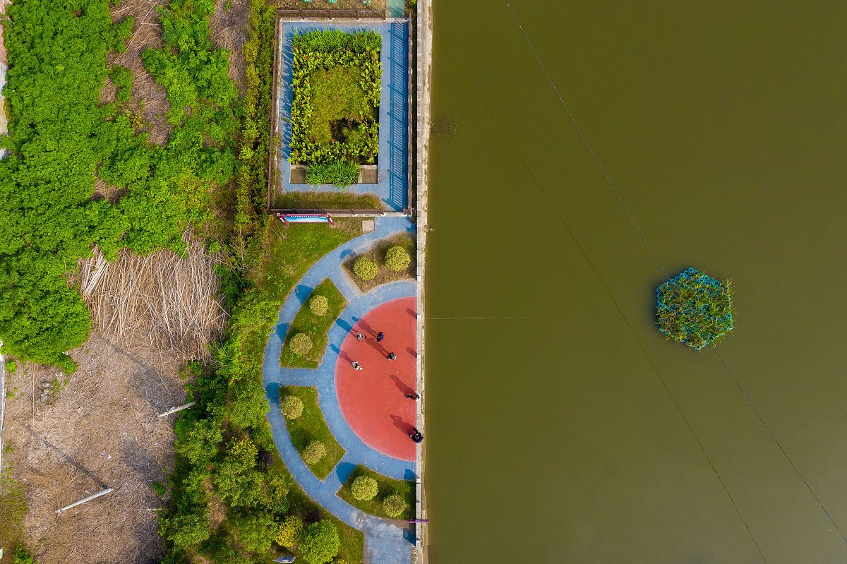 像素艺术与地域文化融合：打造趣味性休闲公园