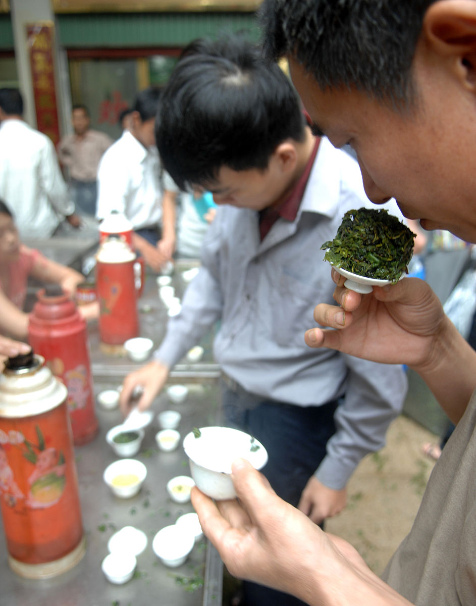 2006年9月12日,福建泉州安溪,中国茶都全国茶叶批发市场.