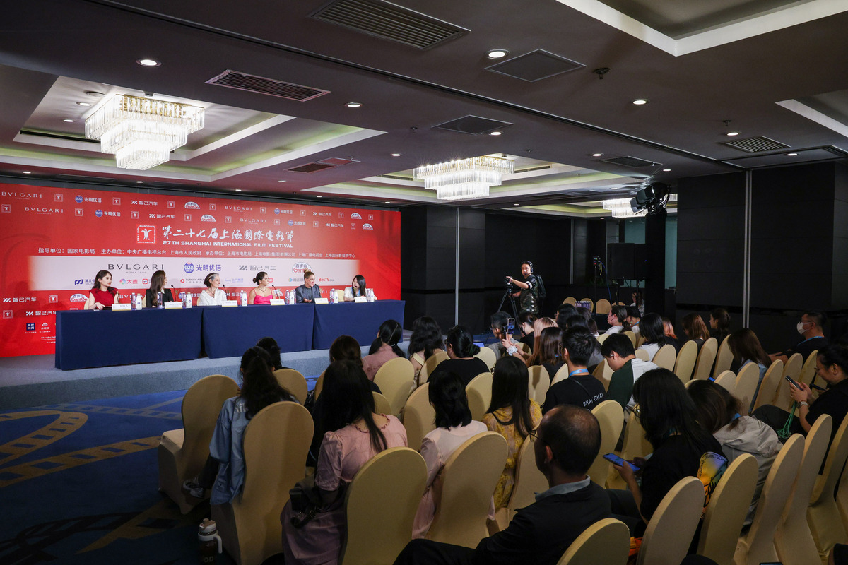 写一个中医药学术会议的开场白