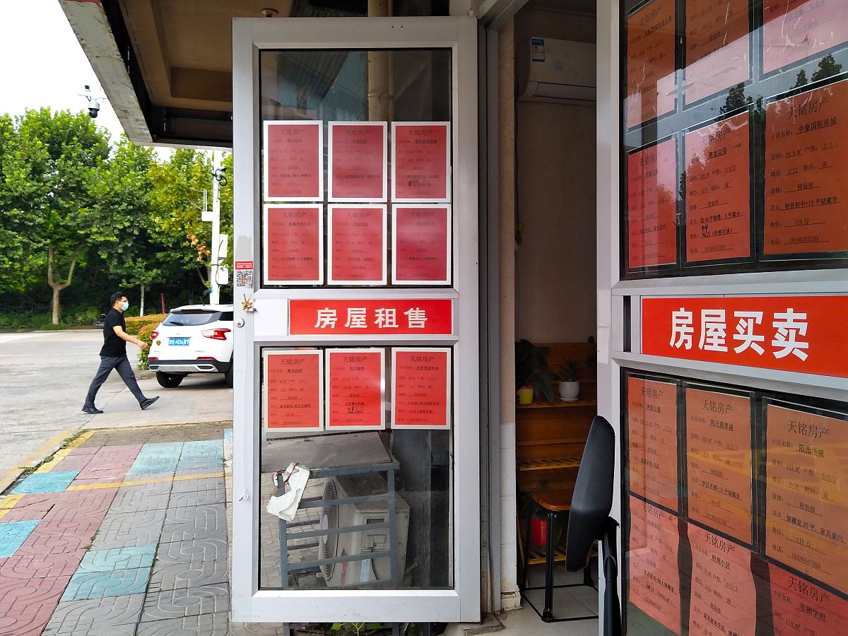 小区商铺开快餐店产生的垃圾物业有义务处理吗回答加拓展。