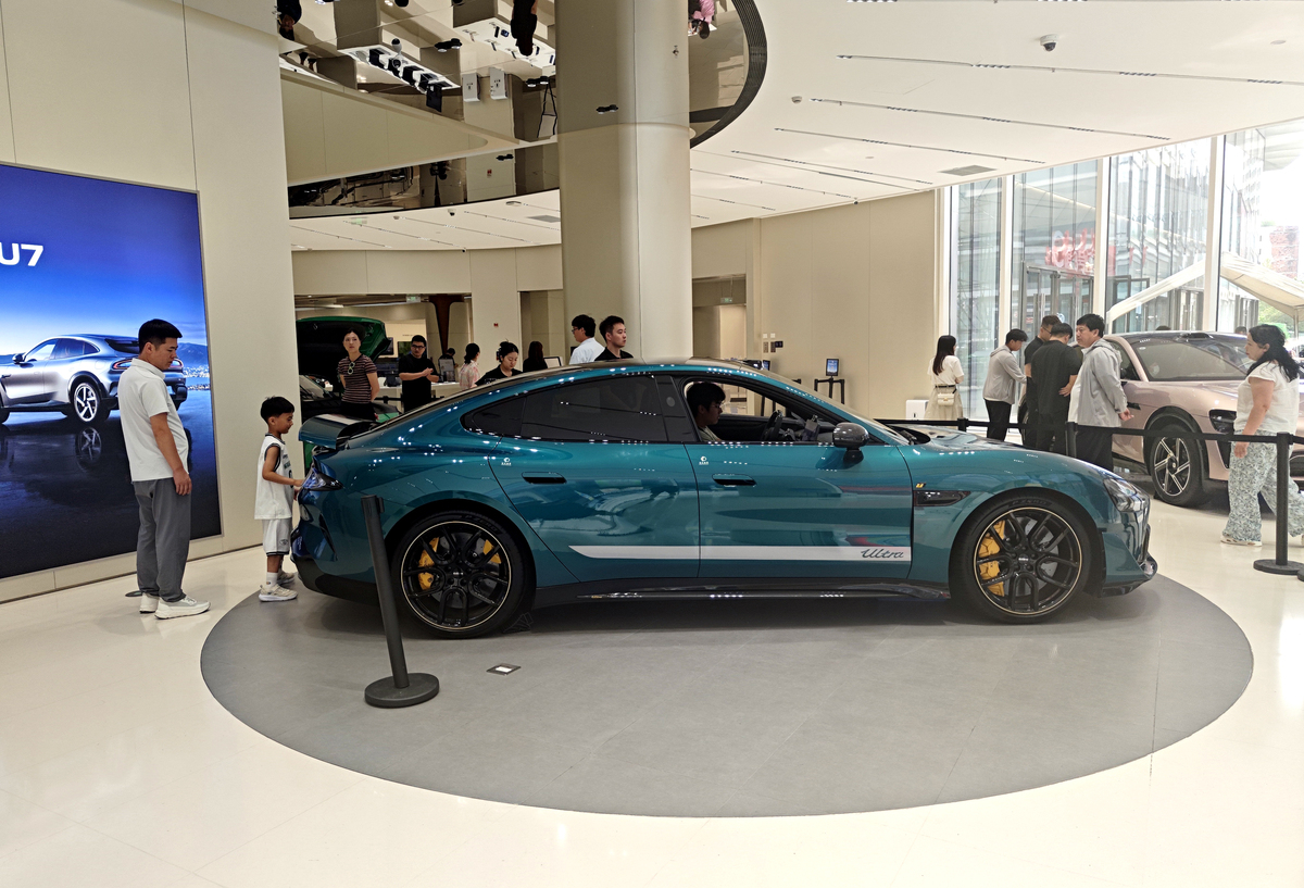 Astra Ateca Cupra闪耀日内瓦车展，223kW强劲动力引领潮流