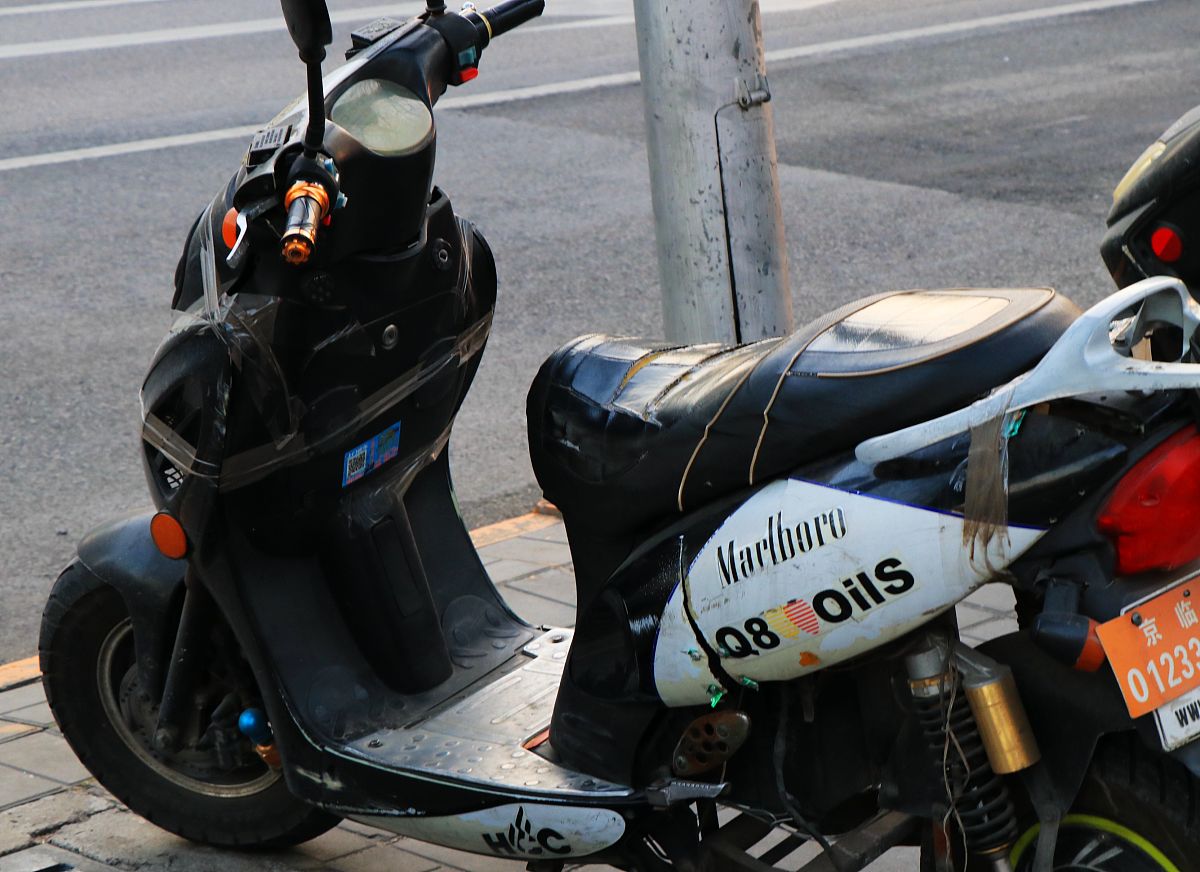 60V20A的电动车在原有的配置下不更换配置如何跑得更快 200字