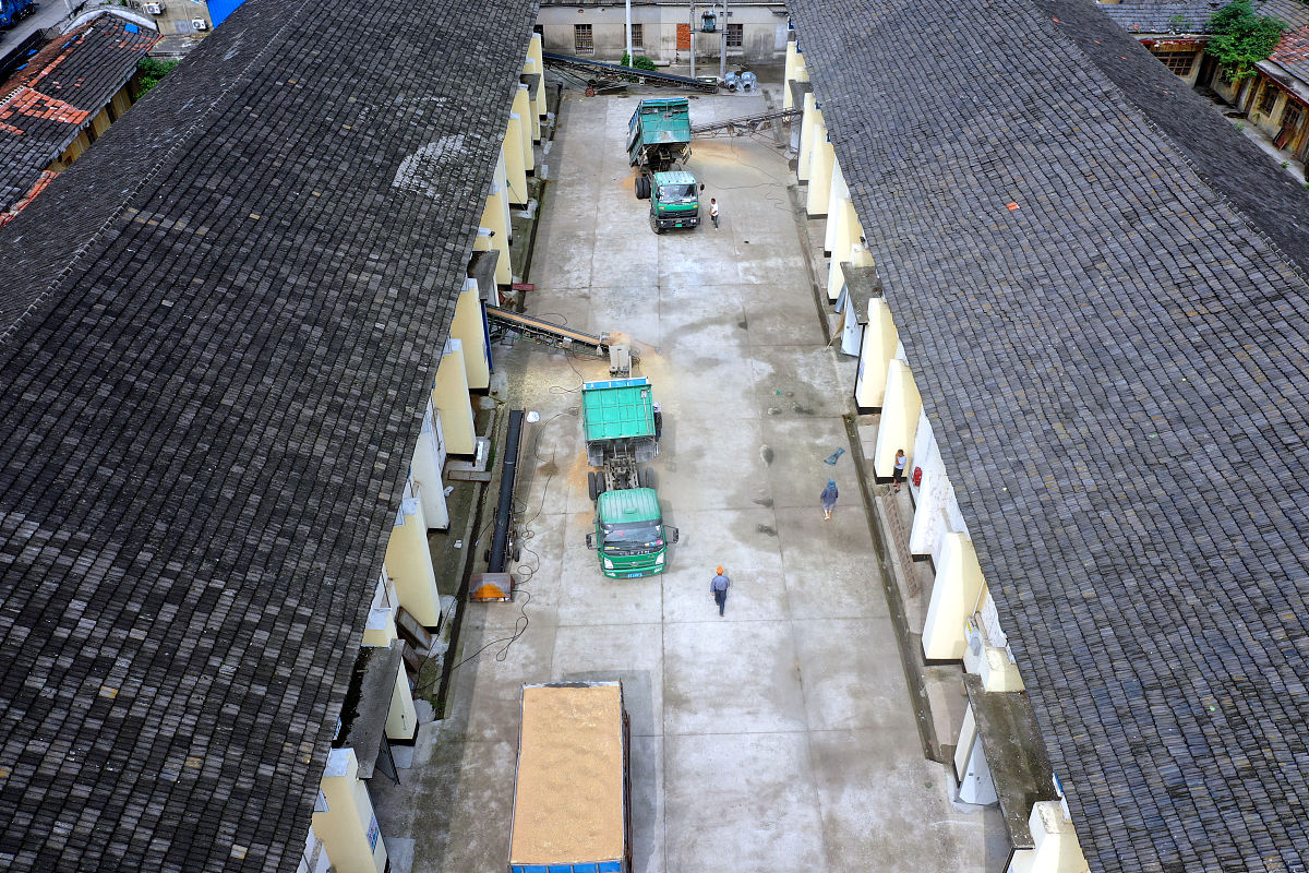 PVC轻型输送带过滚直径：2mm和3mm的规格对比