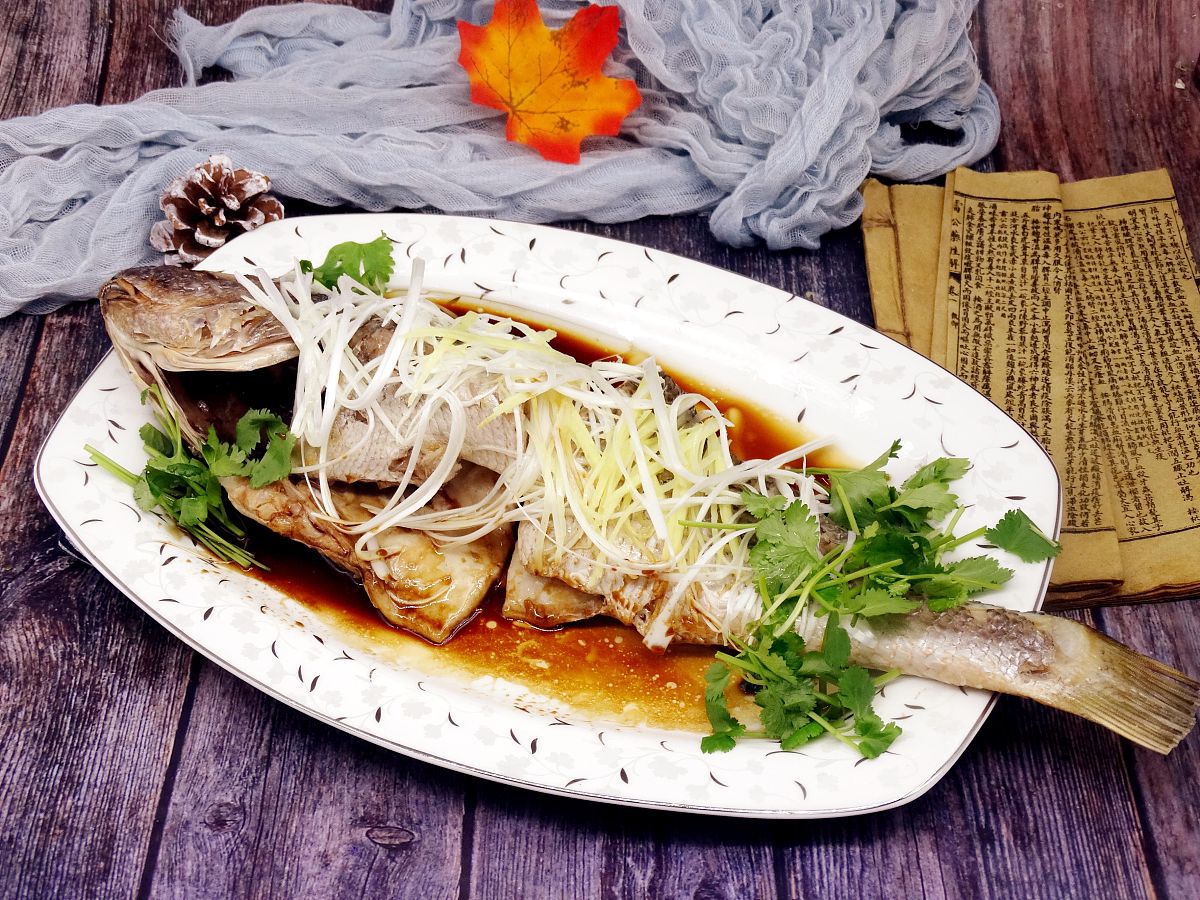 清蒸鲈鱼怎么做