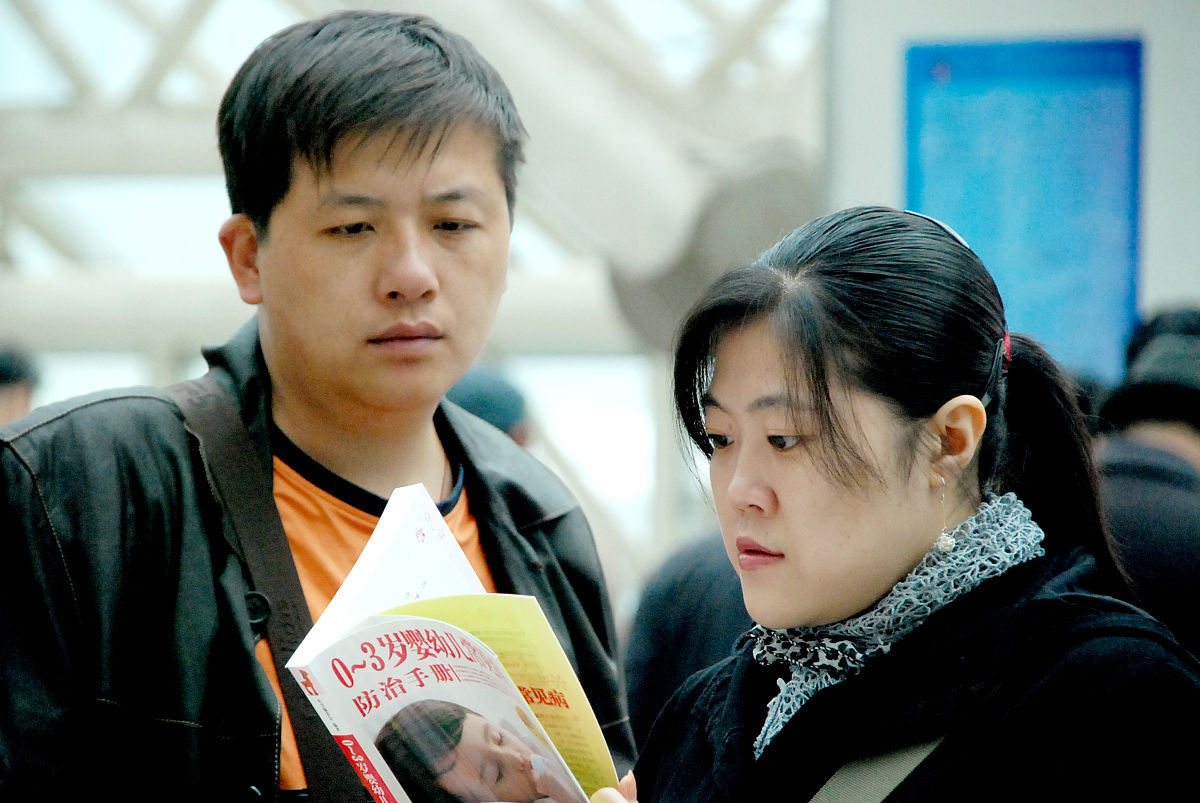 全世界都以为我暗恋养母的儿子林甜甜被付家收养当晚她听到养父母谈话我们这样的人家难保她动什么歪心思…后来她一直把自己放在该有的位置从不觊觎付家半分。付家的小公子很不喜欢她对她少有好脸色即使她救过他的命。后来付峥出了国她也搬离了付家。回国后的付峥却像变了一个人听说她谈了男朋友。他红着眼睛质问你不是喜欢我吗？林甜甜不我不是我从来没有……请给上文取一个5个字标题