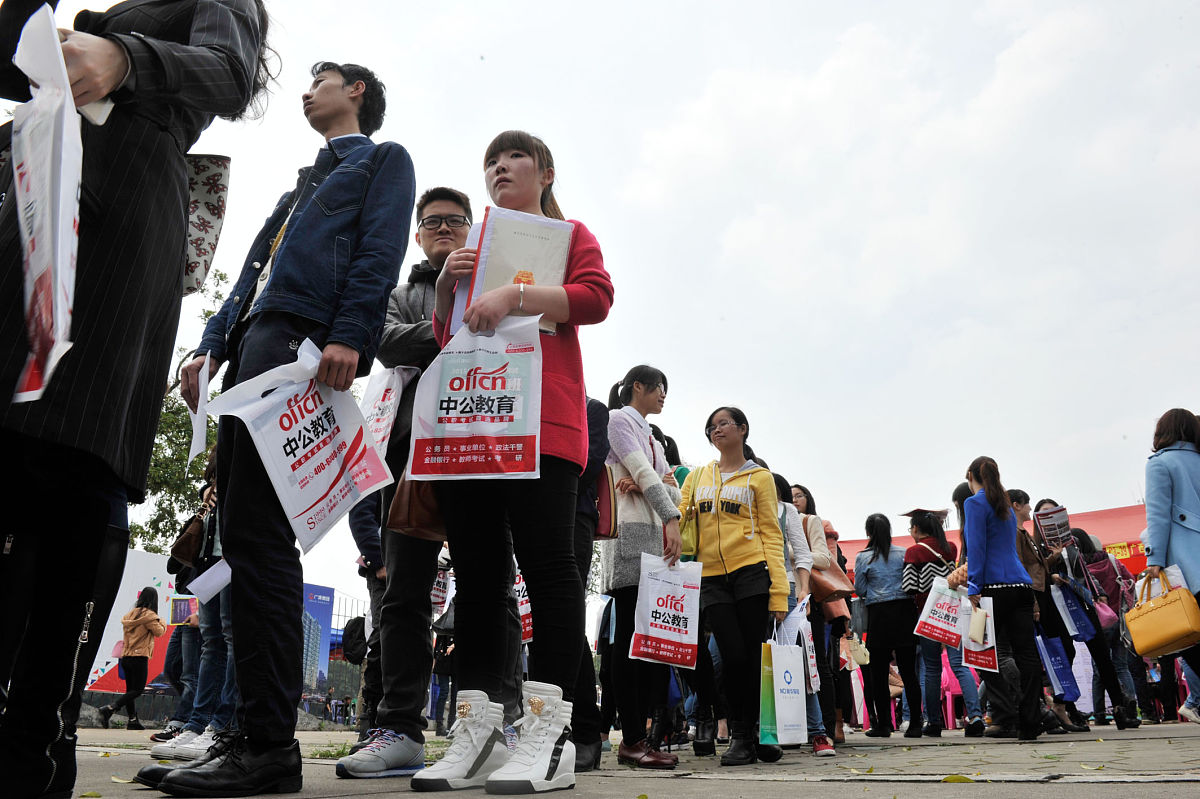 南宁西大附中录取标准详解：综合素质、学业成绩、面试表现